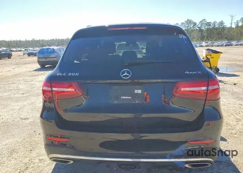 2017 Mercedes-Benz Glc 300 4Matic z USA, uszkodzony, nr VIN WDC0G4KB8HF129818